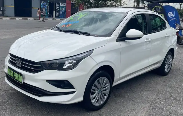 Carro Fiat Cronos 2024 Drive 1.0