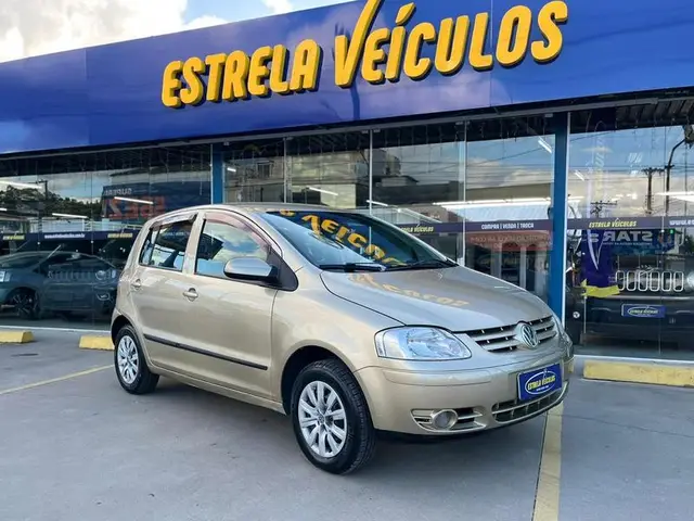Carro Volkswagen Fox 2005 1.0 8V (Flex)