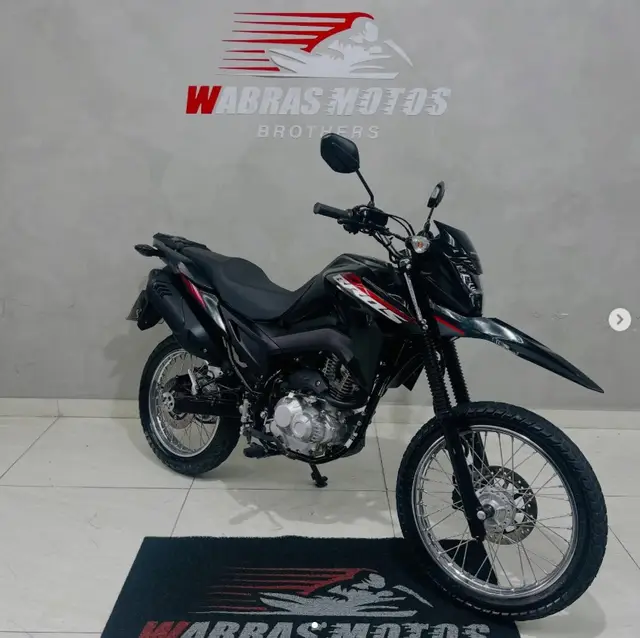 Moto Honda NXR 160 2025 Bros CBS