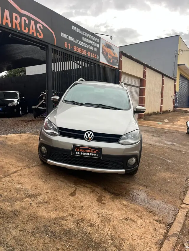 Carro Volkswagen CrossFox 2013 1.6 VHT (Flex)