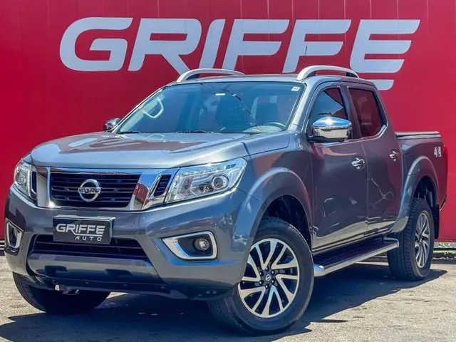 Carro Nissan Frontier 2022 2.3 TD CD LE 4x4 (Aut)