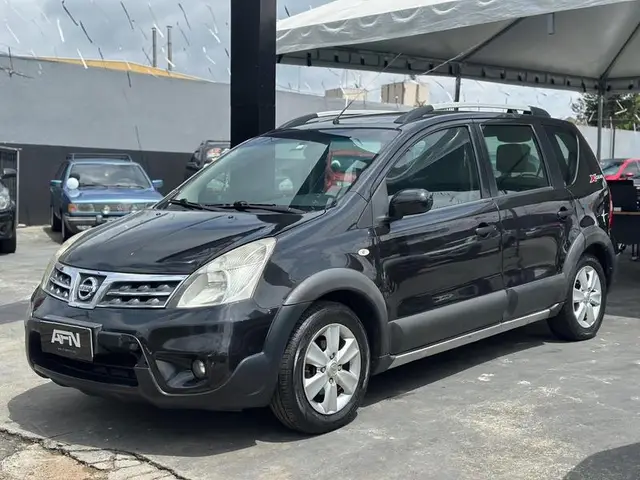 Carro Nissan Livina 2013 X-Gear SL 1.6 16V (flex)