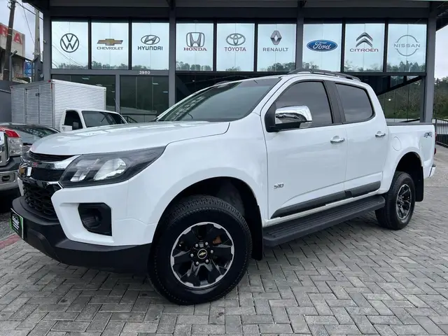 Carro Chevrolet S10 Cabine Dupla 2024 LS 2.8 Turbodiesel