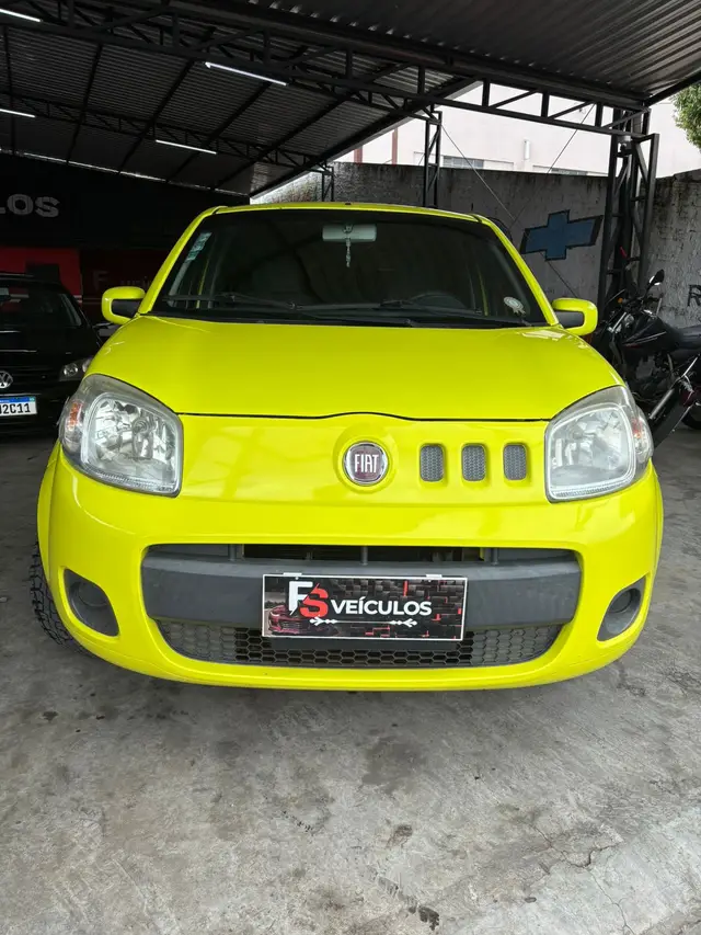 Carro Fiat Uno 2012 Vivace 1.0 8V (Flex) 4p