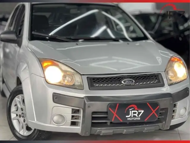 Carro Ford Fiesta Hatch 2010 Trail 1.6 (Flex)