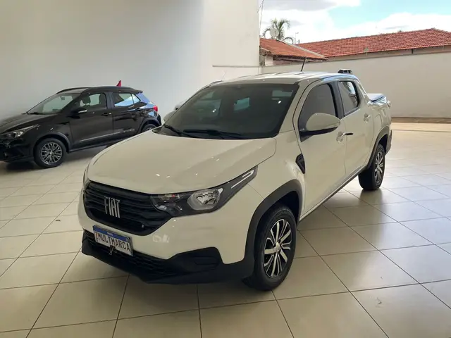 Carro Fiat Strada 2023 Freedom 1.3 CD (Flex)