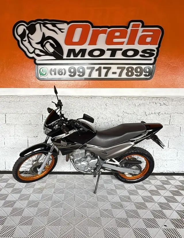 Moto Honda NX 4 Falcon 2008 400