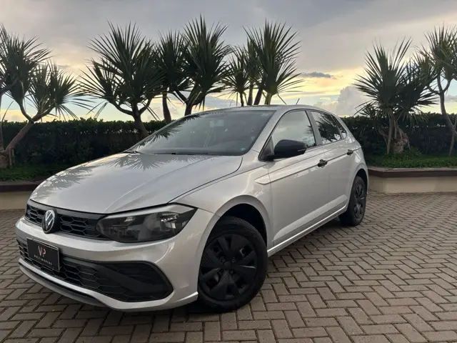 Carro Volkswagen Polo 2025 Track 1.0 Flex 12V 5p