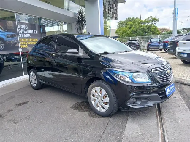 Carro Chevrolet Onix 2016 1.0 LT SPE/4