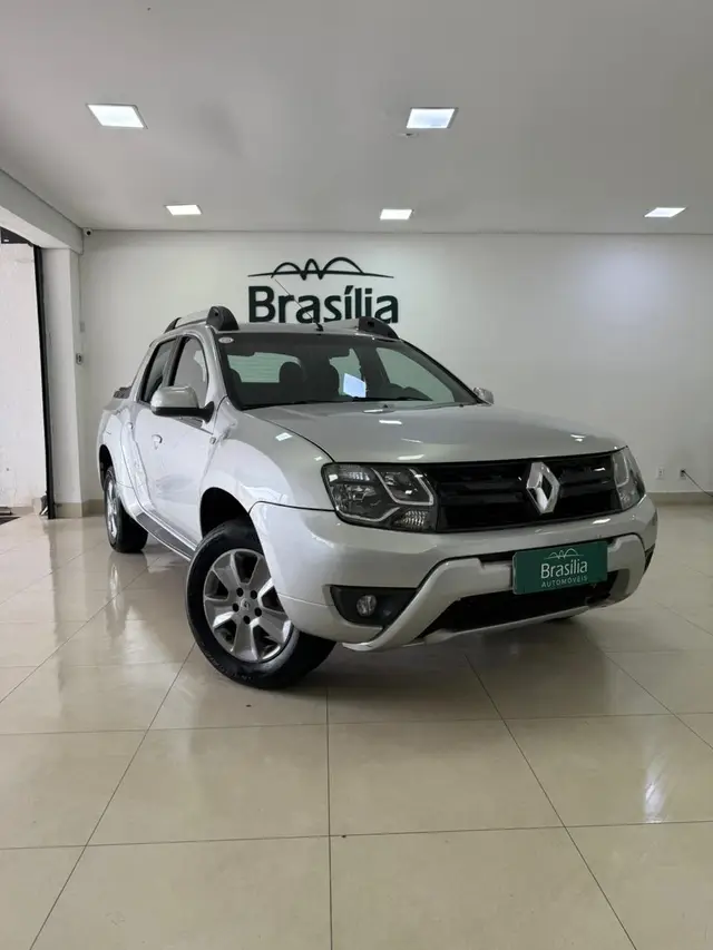 Carro Renault Duster Oroch 2016 2.0 16V Dynamique (Flex)