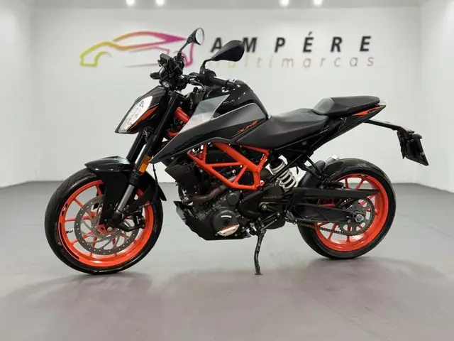 Moto KTM Duke 390 2022 390