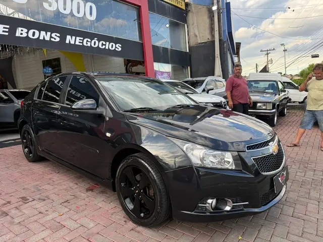 Carro Chevrolet Cruze Sport6 2013 LT 1.8 16V Ecotec (Flex)