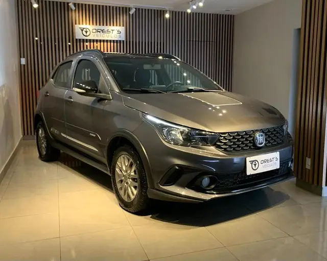 Carro Fiat Argo 2020 1.3 Trekking (Flex)