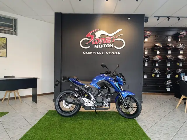 Moto Yamaha Fazer FZ25 2025 Connected