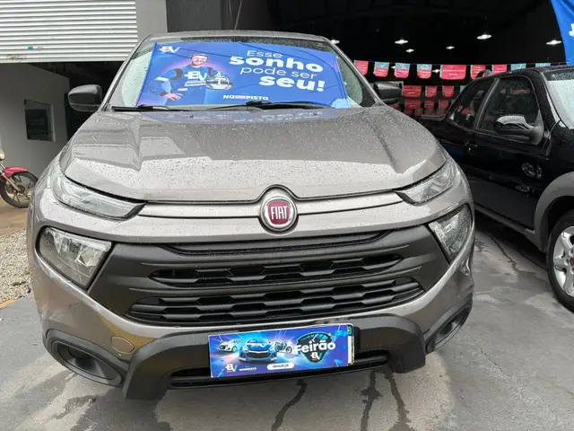 Carro Fiat Toro 2021 Endurance 1.8 MT5 FLEX 4P