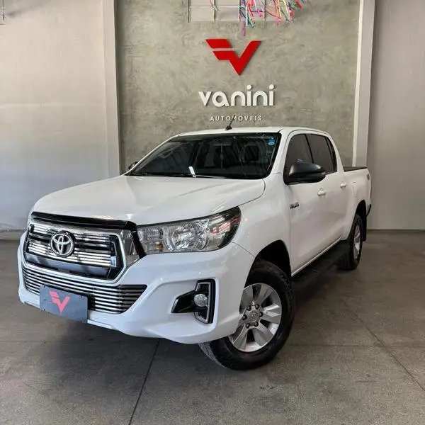 Carro Toyota Hilux Cabine Dupla 2019 Hilux 2.8 TDI CD SR 4x4 (Aut)