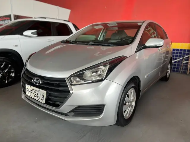 Carro Hyundai HB20S 2015 1.0 Comfort Plus (Flex)