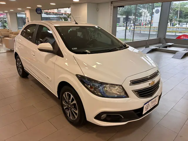 Carro Chevrolet Onix 2016 1.4 LTZ SPE/4 (Aut)