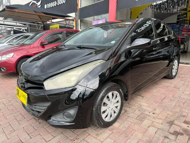 Carro Hyundai HB20S 2015 1.0 Comfort Plus (Flex)