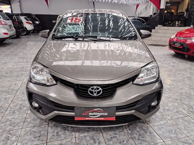 Carro Toyota Etios 2018 X 1.3 (Flex)