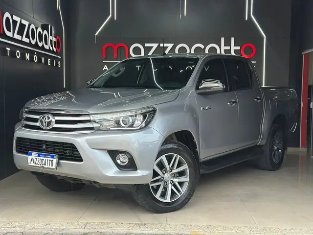 Carro Toyota Hilux SW4 2018 SR 4x2 2.7/2.7 Flex 16V Mec.