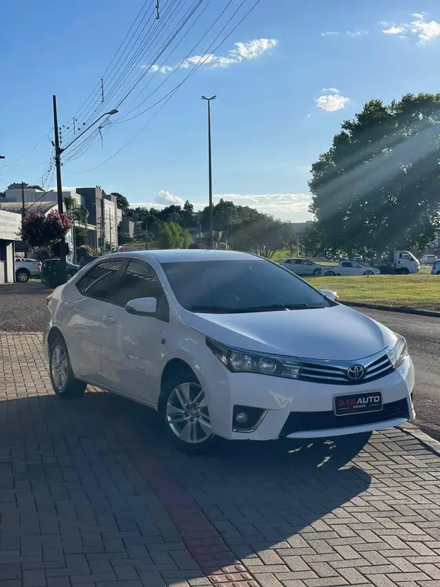 Carro Toyota Corolla 2015 Sedan 1.8 Dual VVT-i GLi (Flex)