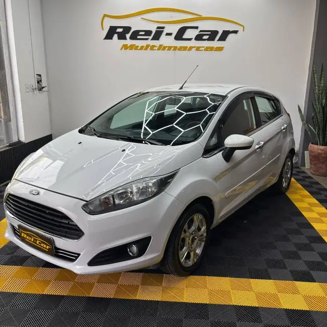 Carro Ford New Fiesta Hatch 2016 New Fiesta SE 1.5 16V