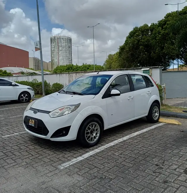 Carro Ford Fiesta Hatch 2014 S Rocam 1.0 (Flex)