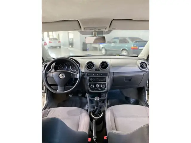 Carro Volkswagen Voyage 2010 Comfortline 1.6 (Flex)