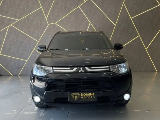 Carro Mitsubishi Outlander 2015 2.0 16V CVT