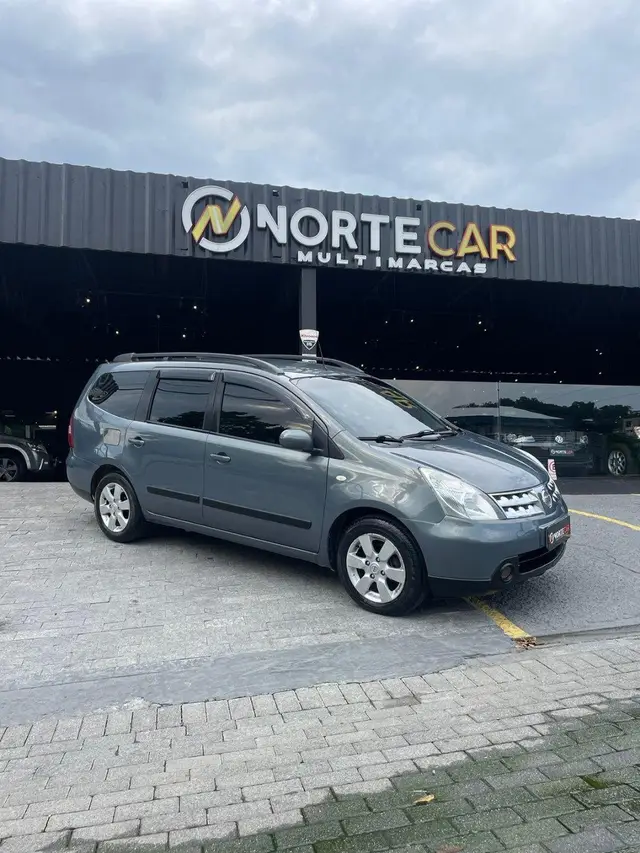 Carro Nissan Grand Livina 2012 SL 1.8 16V (flex) (aut)