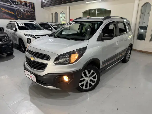 Carro Chevrolet Spin 2016 Activ 1.8 (Flex) (Aut)