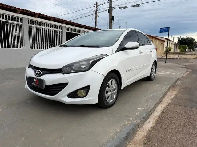 Carro Hyundai HB20S 2014 1.6 Copa do Mundo (Aut) (Flex)