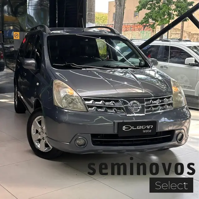 Carro Nissan Grand Livina 2012 SL 1.8 16V (flex) (aut)