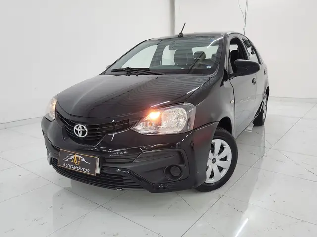 Carro Toyota Etios Sedan 2021 X Plus 1.5 (Aut) (Flex)