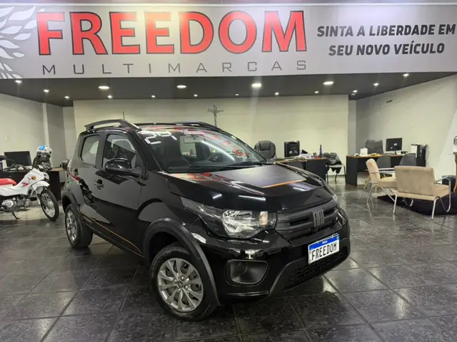 Carro Fiat Mobi 2024 Trekking 1.0