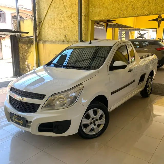 Carro Chevrolet Montana 2019 LS 1.4 (Flex)