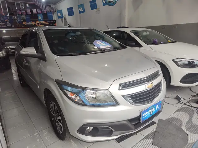 Carro Chevrolet Onix 2015 1.4 LTZ SPE/4