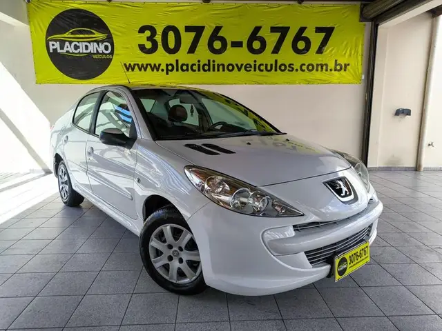 Carro Peugeot 207 Sedan 2012 207 Passion XR 1.4 8V (flex)