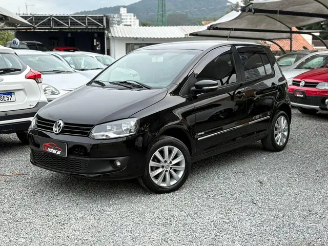 Carro Volkswagen Fox 2011 Prime 1.6 8V (Flex)