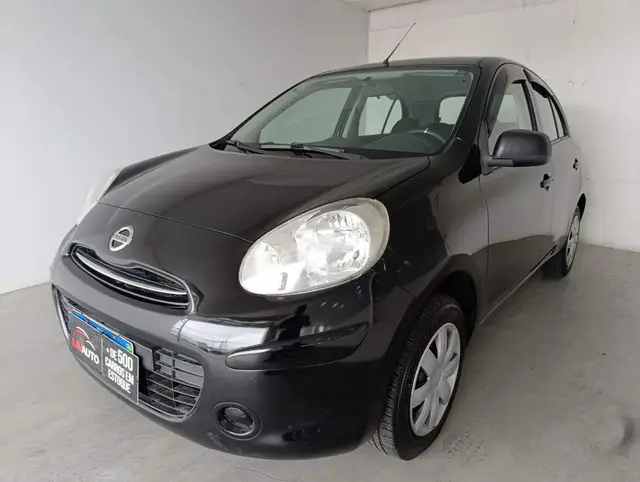 Carro Nissan March 2012 1.0 16V (Flex)