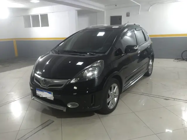 Carro Honda Fit 2013 Twist 1.5 16v (Flex)
