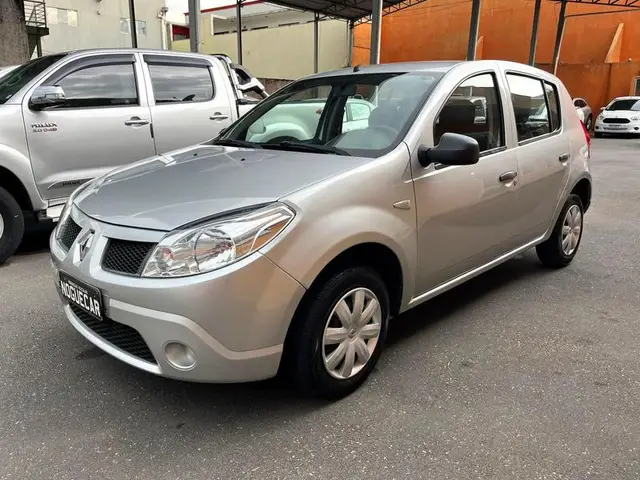 Carro Renault Sandero 2010 Authentique 1.0
