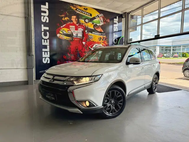 Carro Mitsubishi Outlander 2016 2.0 16V CVT