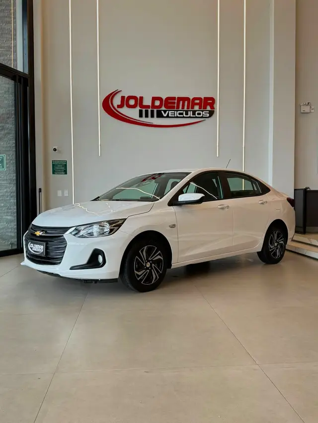 Carro Chevrolet Onix Plus 2025 LT 1.0