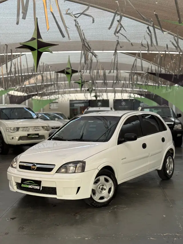 Carro Chevrolet Corsa Hatch 2009 Maxx 1.8 (Flex)
