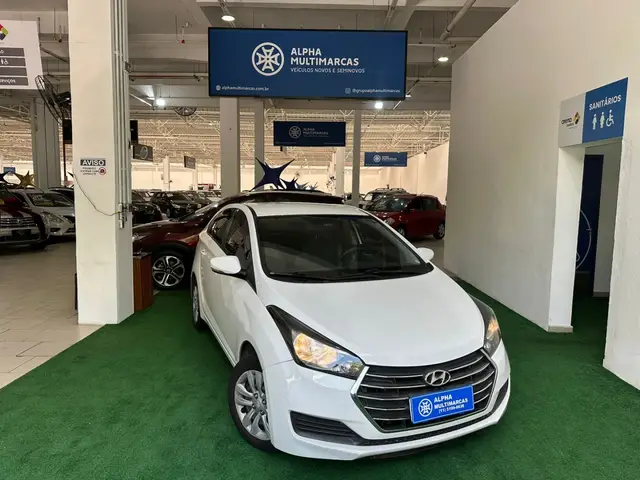 Carro Hyundai HB20S 2017 1.6 Comfort Plus (Flex)