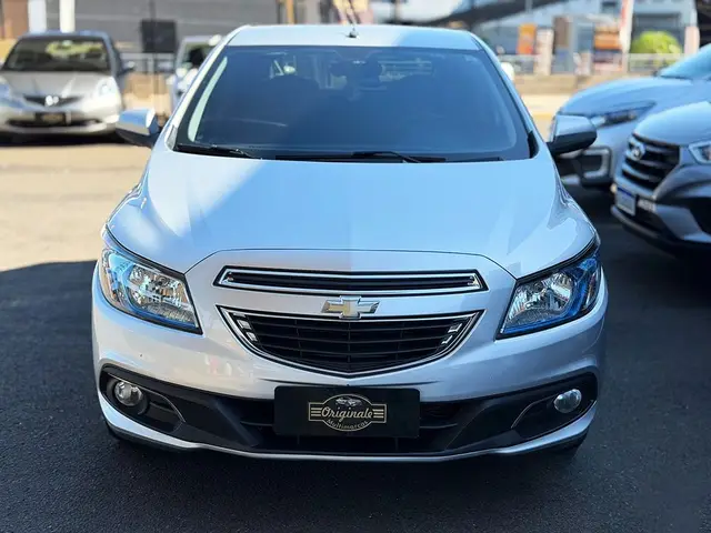Carro Chevrolet Onix 2016 1.4 LTZ SPE/4 (Aut)
