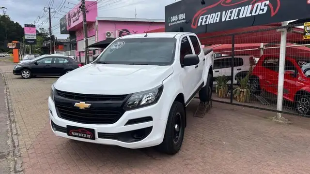 Carro Chevrolet S10 Cabine Dupla 2021 S10 2.8 CTDI LS 4WD (Cabine Dupla)