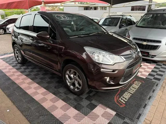 Carro Citroën C3 2018 Attraction 1.2 12V (Flex)